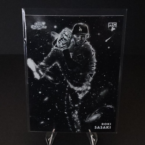 Roki Sasaki [Constellation Variation] #68 2025 Topps Cosmic Chrome card
