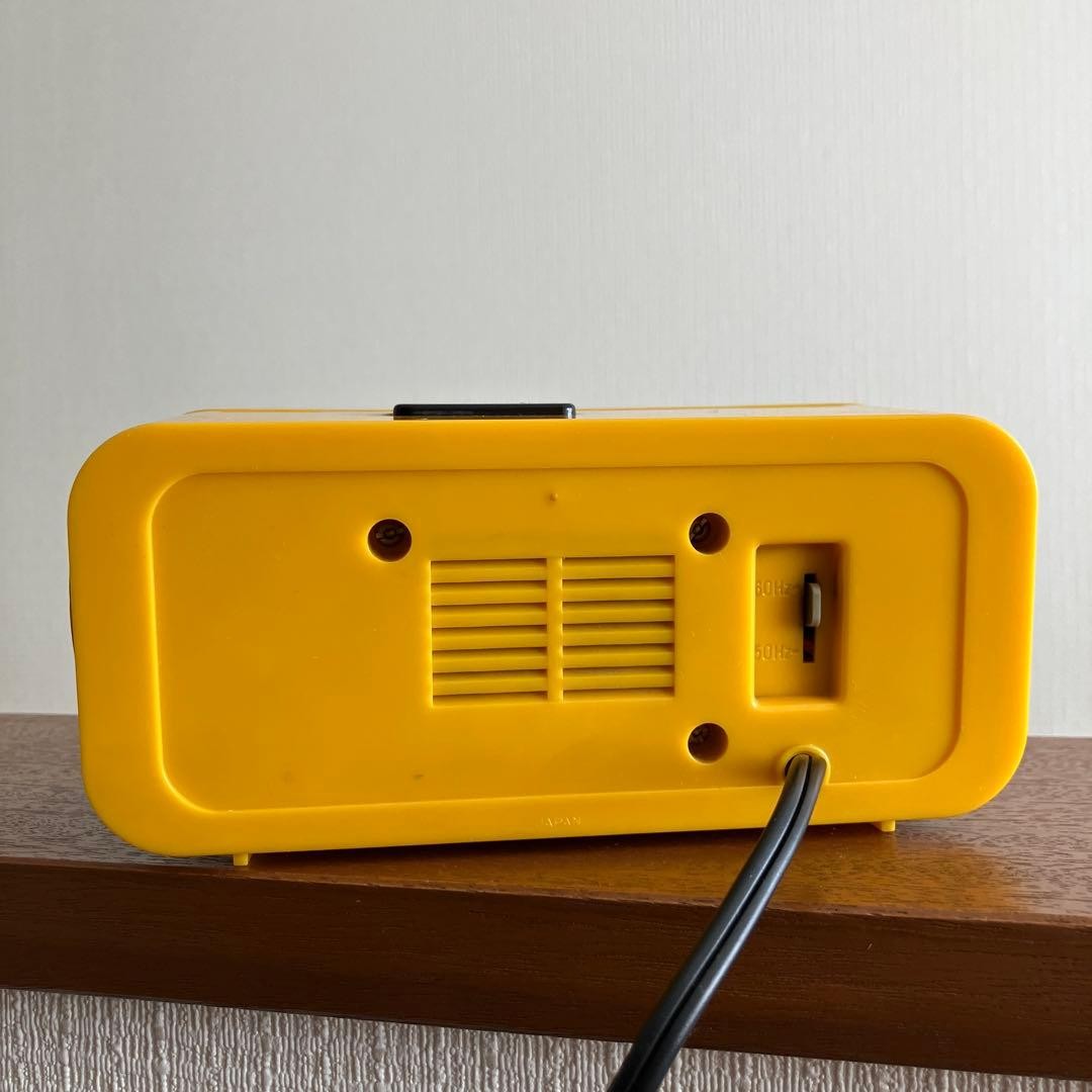 SEIKO Flip Clock Yellow Retro Style Tested Working Japan Collector
