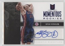 2012-13 Panini Momentum Momentous Rookies Blue 31/49 Kyle Singler #7 Auto 0b2