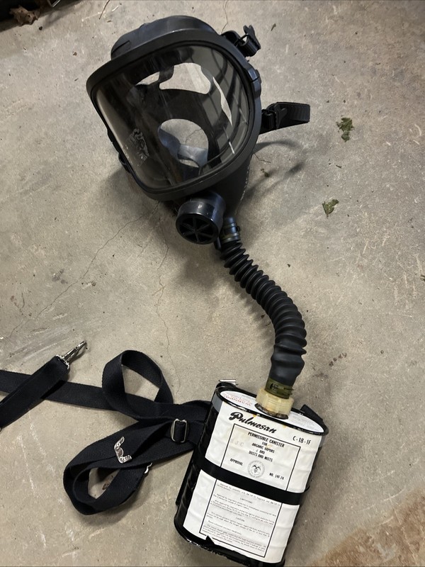 Pulmosan C-18-1F Dust Mask VINTAGE