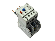 Allen Bradley 193-EEEB Ser. C IEC Overload Relay 5.4-27A