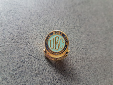UNCLE BOBS CLUB PIN BADGE AUSTRALIA