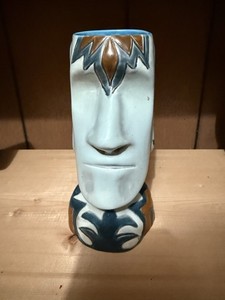 Deux Statues Moai Tiki, Île De Pâques, Céramique Et Guerrier, état Correct