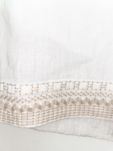 Sigrid Olsen White Linen Shorts Size Medium Embroidered Trim - Picture 3 of 5