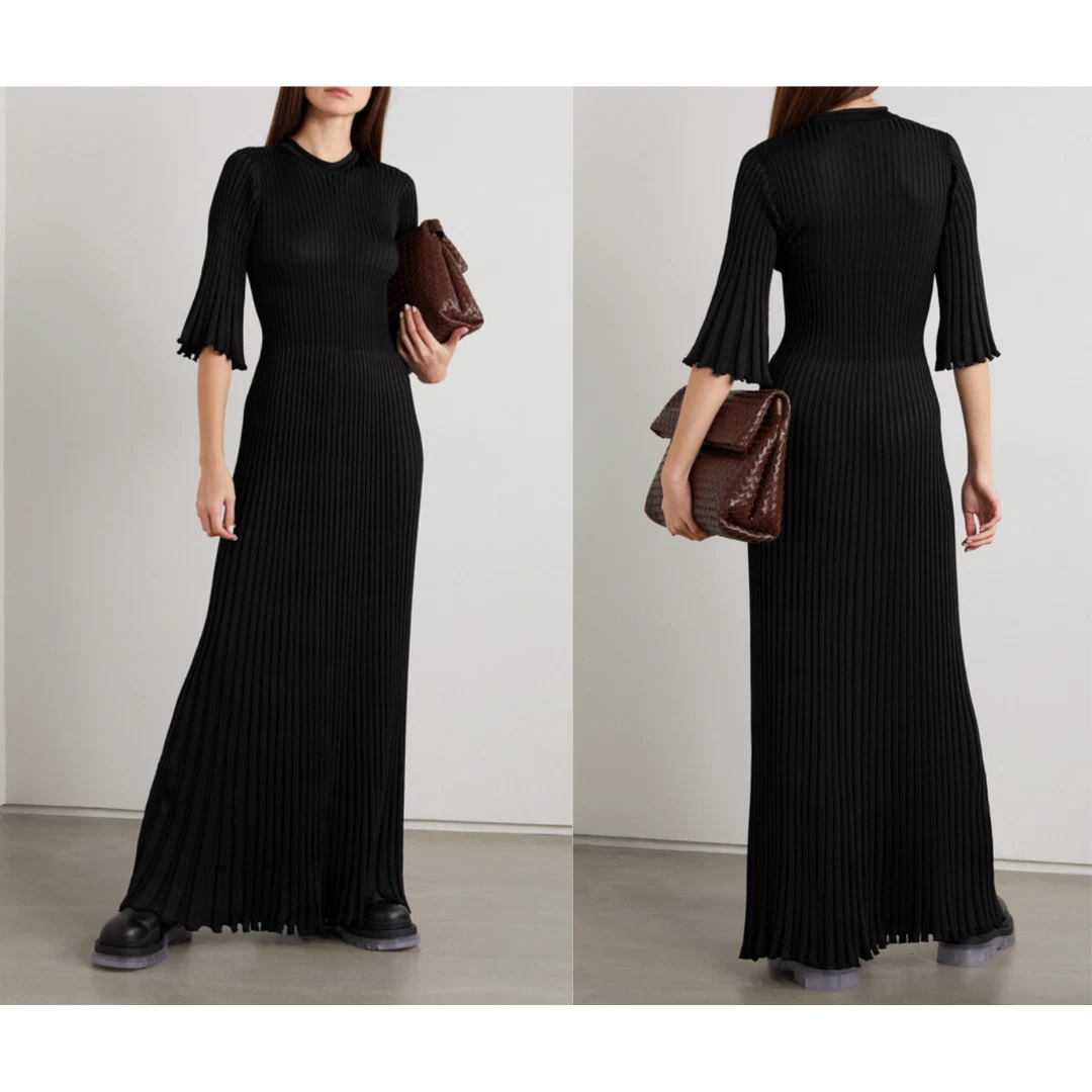 Vestito lungo svasato Bottega Veneta FW20 nero a costine maxi $3280 taglia small