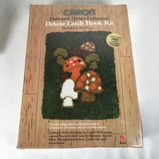 Vtg Caron Latch Hook Kit Mushrooms 18x24" Green Monsanto New Sealed