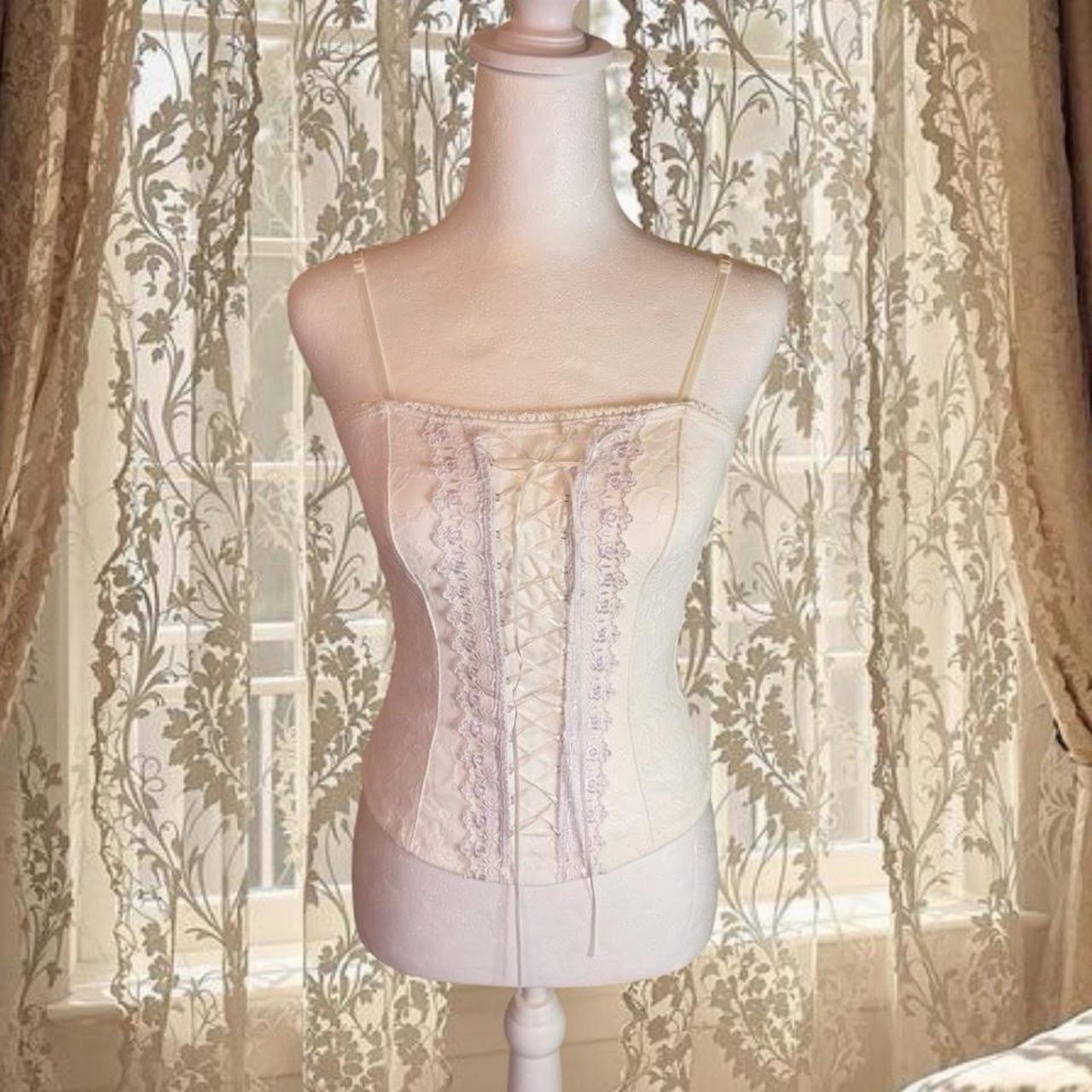 Vintage Y2K Deadstock White Fairycore Coquette Lacey Corset Top
