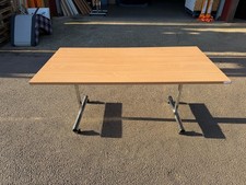 Flip Top Office Table Training / Meeting Wooden Top Workstation on Wheels