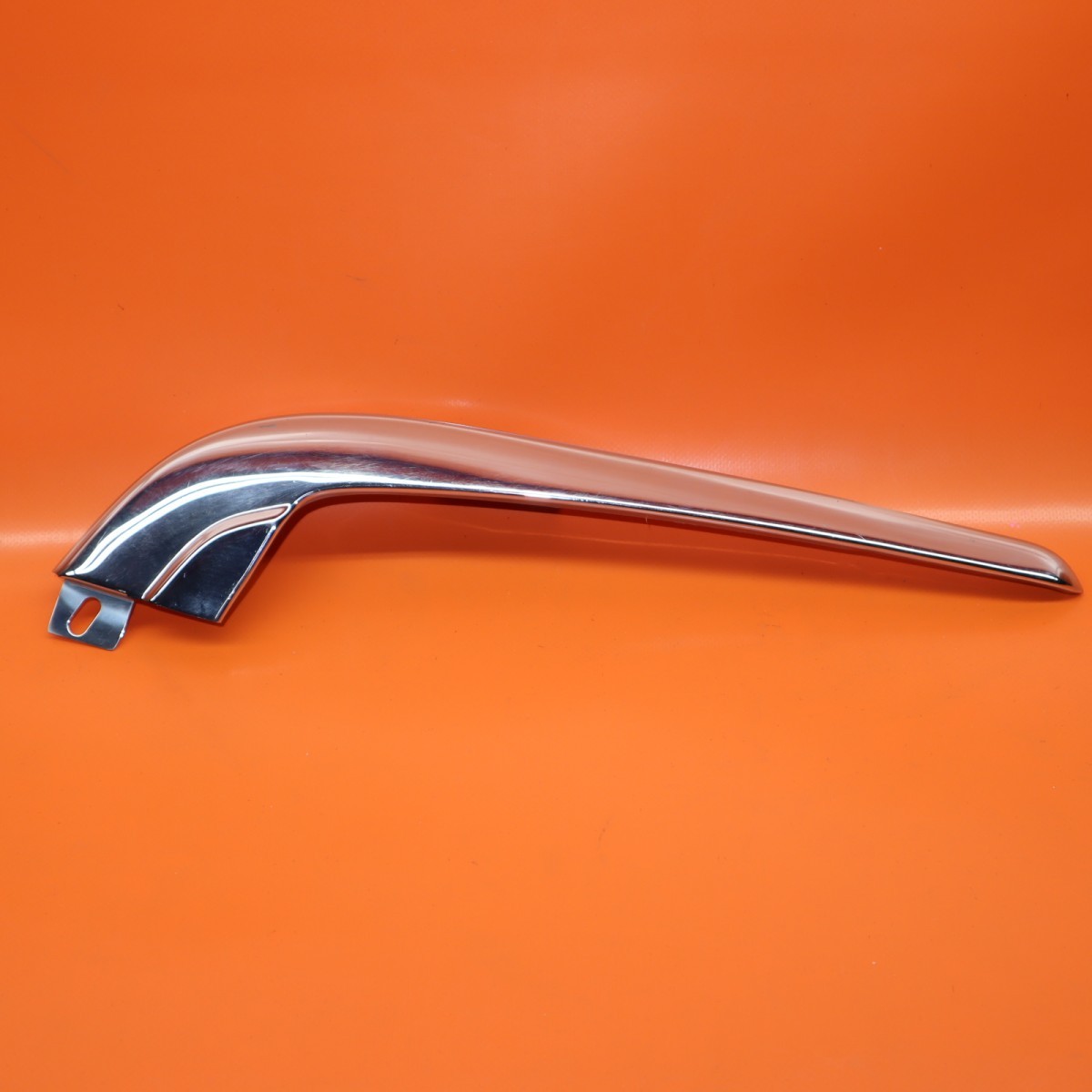 ROLLS ROYCE SILVER SPUR FRONT BUMPER CHROME TRIM RIGHT DRIVER UT10020PF OEM