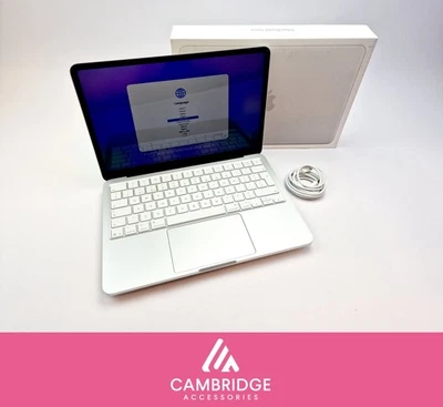 MacBook Neo 13" 256GB SSD A18 Pro 6CPU/5GPU 8GB RAM Silver A3404 Small Crack - Image 1 of 4