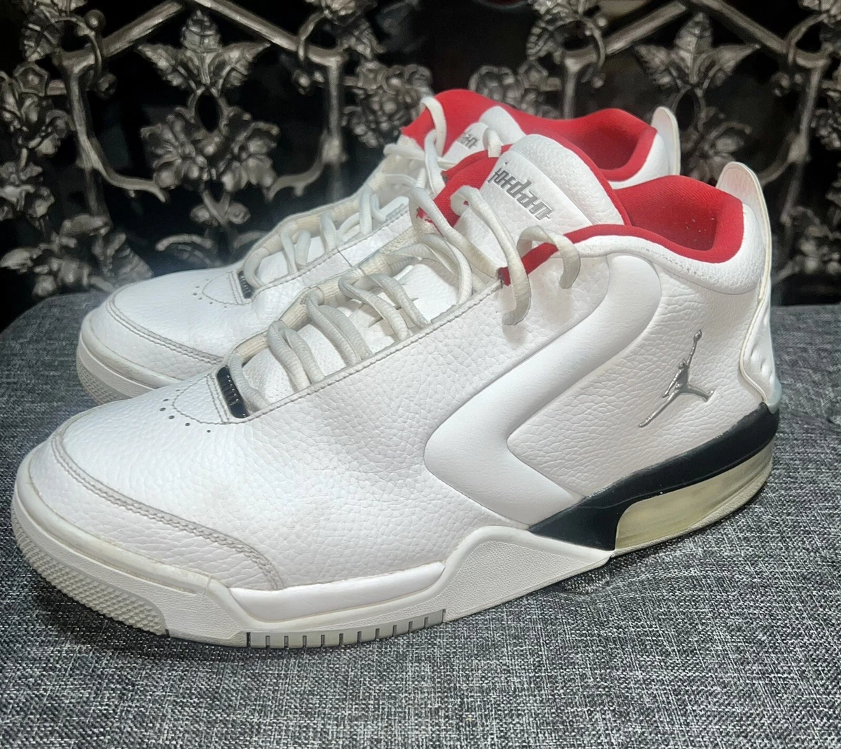 Nike Air Jordan Big Fund White Silver Black Red MENS 11 BASKETBALL