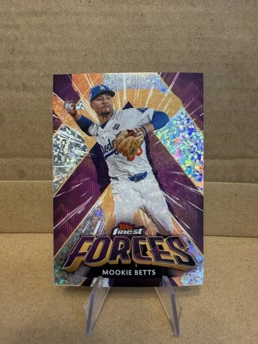 2026 Topps Finest Mookie Betts Base (RAW)