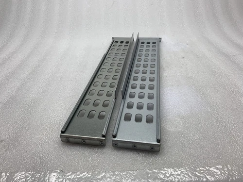 APC SC 870-1250B L / SC 870-1251B R Server Rackmount Sliding Rail Kit