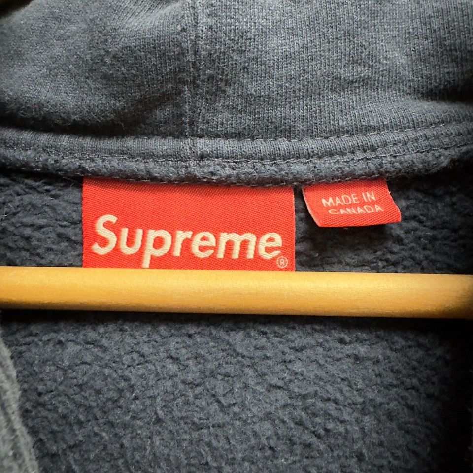 Supreme Men's Size Medium Full Zip Hoodie Navy Blue 1994 World Famous Sweatshirt - Image 3 of 4