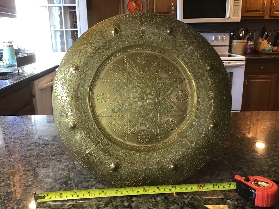 Antique ISLAMIC Hand Hammered Brass & Copper Tray 8 Point STAR ISHTAR 14” INDIA - Image 3 of 4