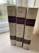 RARE 1962 Encyclopaedia Britannica/24 books/ Cream - Great For Home Staging