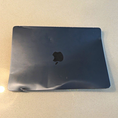 2024 MacBook Air M3 256GB 13in and 2017 MacBook Air 128GB 13in