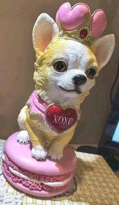 BELLA LUX Valentine's Chihuahua Princess on a Pink Macaron Resin Figurine NWOT 