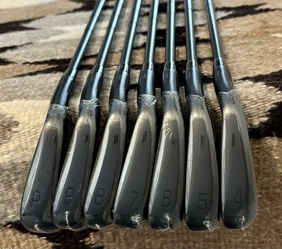 New Mizuno JPX 925 Black Forged Iron Set 4-PW S400 Tour Issue Golf