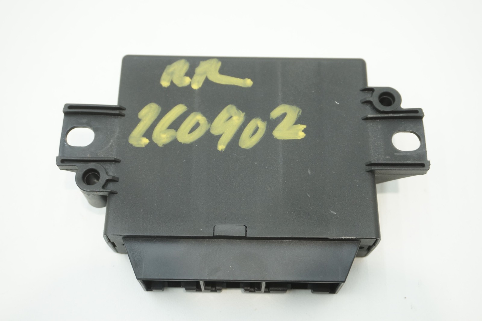 Aston Martin Vanquish 2012-2018 Parking assist module P/N 4X4315K866BH