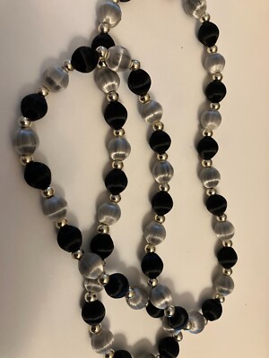 vintage estate  BLACK AND SILVER COLOR THREAD WRAP NECKLACE