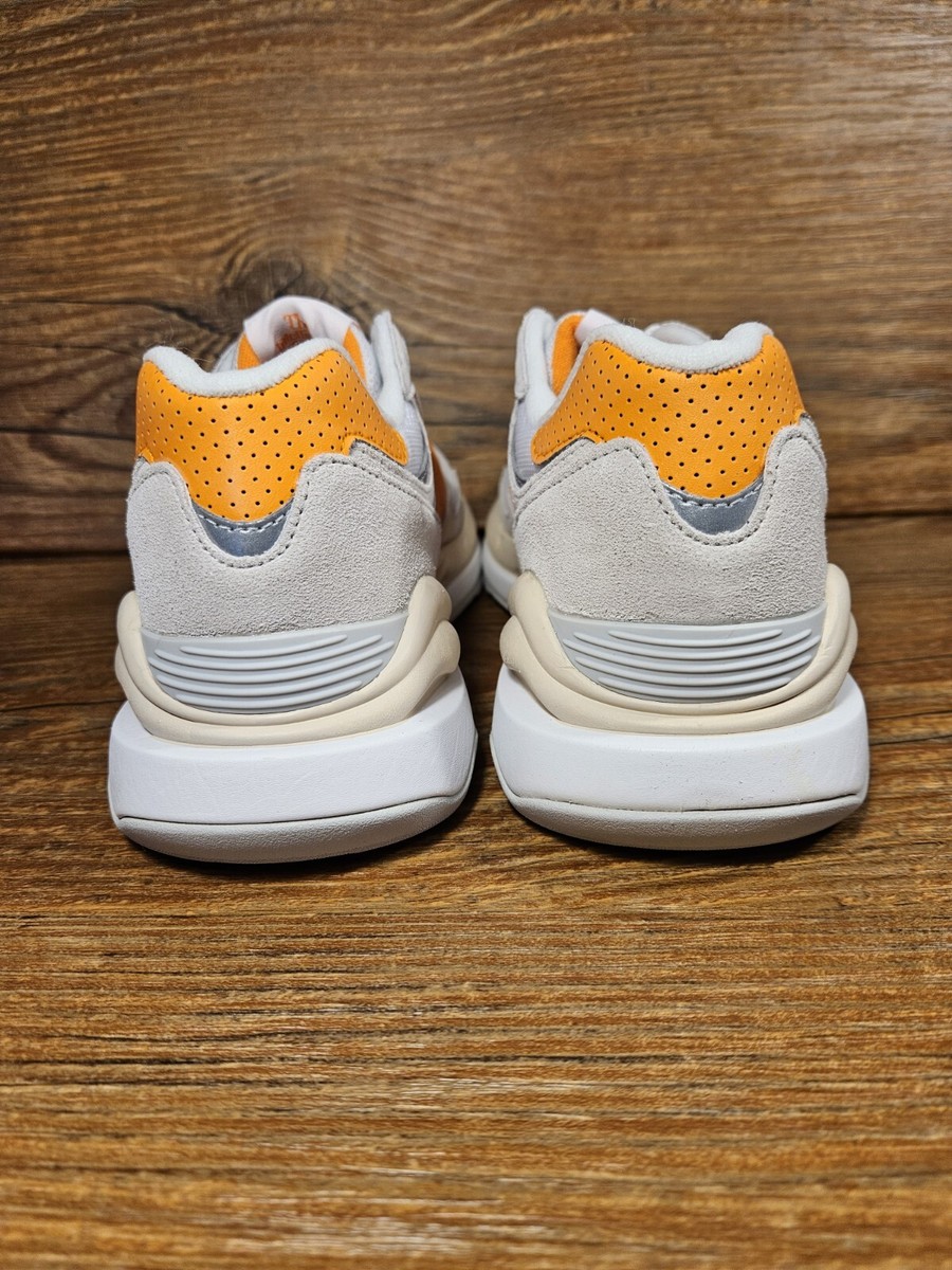 New Balance Chunky Orange Cream Athletic Sneakers M5740SC1  Mens Shoe Sz 9.5 New Balance 57/40 Sea Salt Topaz Orange Size 10 White  main image 3