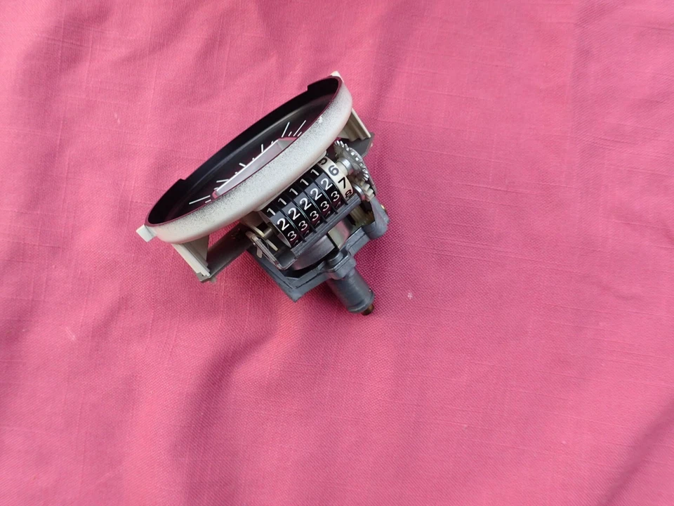 1969-71 Lincoln Mark III спидометр, новый из старых запасов! D2LY-13450-A - Изображение 3 из 4