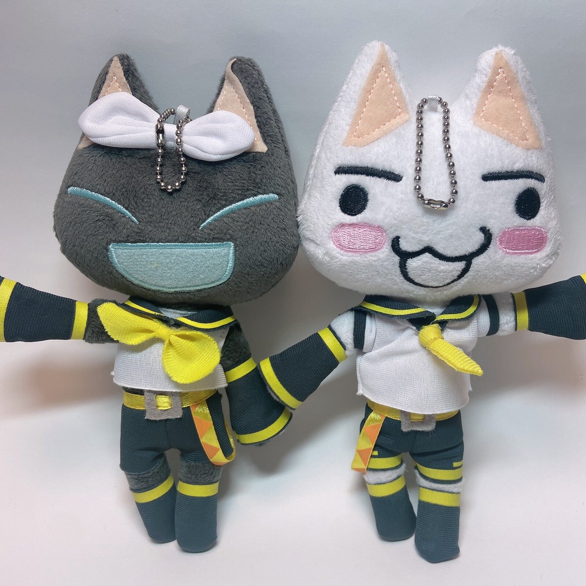 Doko Demo Issyo × VOCALOID 2010 Plush Doll 19cm Toro Kuro