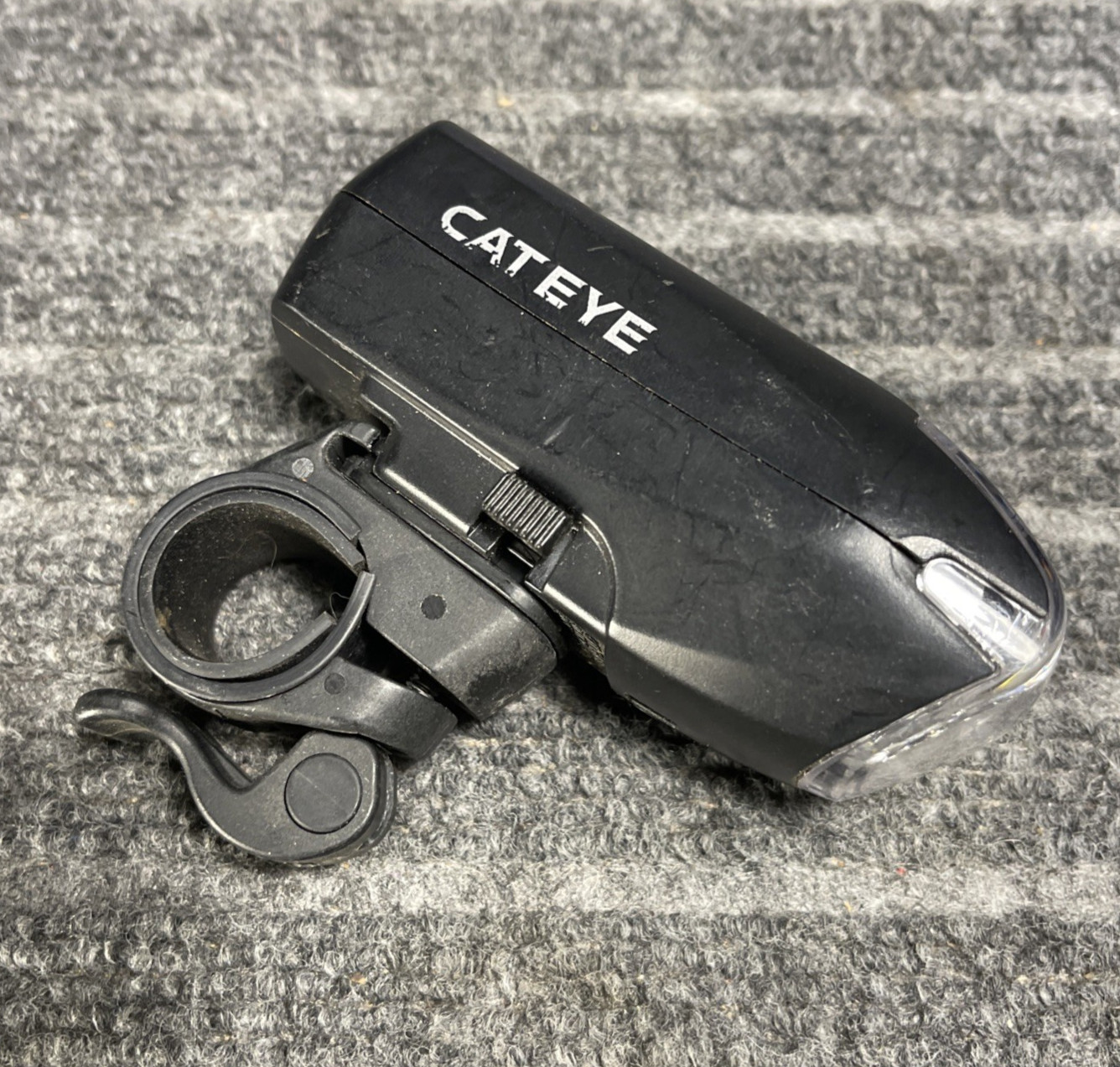 Vintage CatEye Opti-Cube Bike Light Headlight Battery Operated HL-EL 210 & Mount