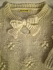 Women's Medium Hand-Knit Sweater Vintage Chunky Grandma Style