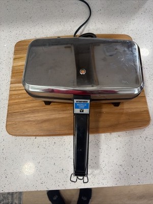 Vitantonio Pizzelle Chef No. 300 Electric Pizzelle Maker 120v 900 Watts