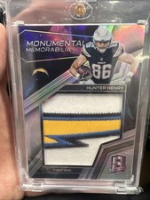 2017 Panini Spectra Monumental Memorabilia Nebula Prizm 1of2 Hunter Henry #22