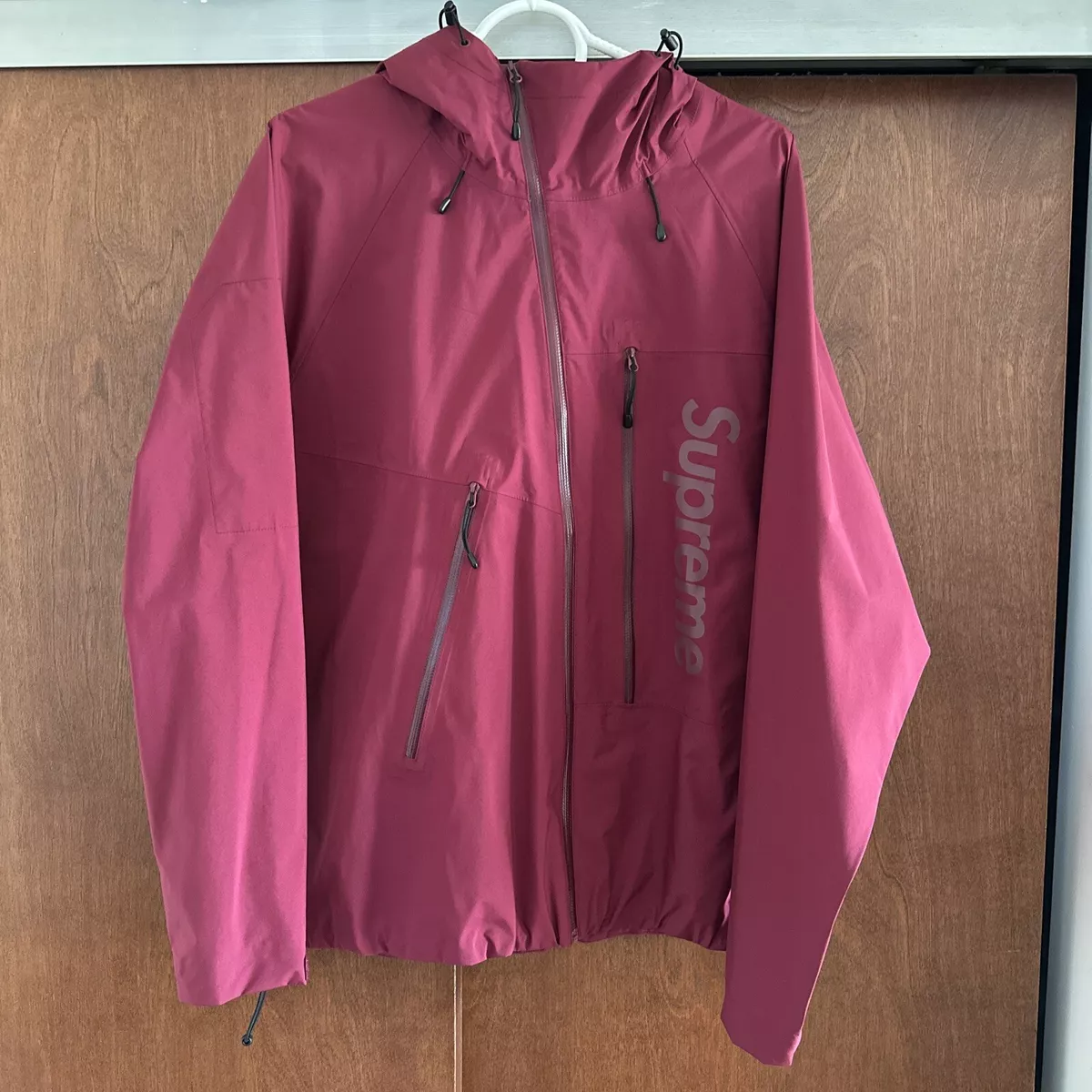 New Supreme GORE TEX Paclite Shell Jacket Dark Red Size Medium