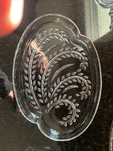 Vintage Federal Glass Hospitality Wheat Pattern Snack Lunch Set of 4 Plates