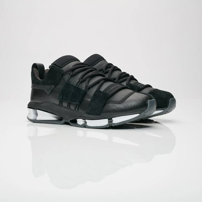 Adidas originals twinstrike clearance adv