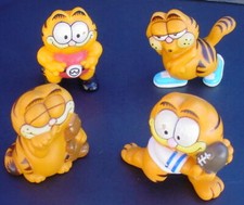 Garfield Figure with Football Pooky Jogging Wrestler