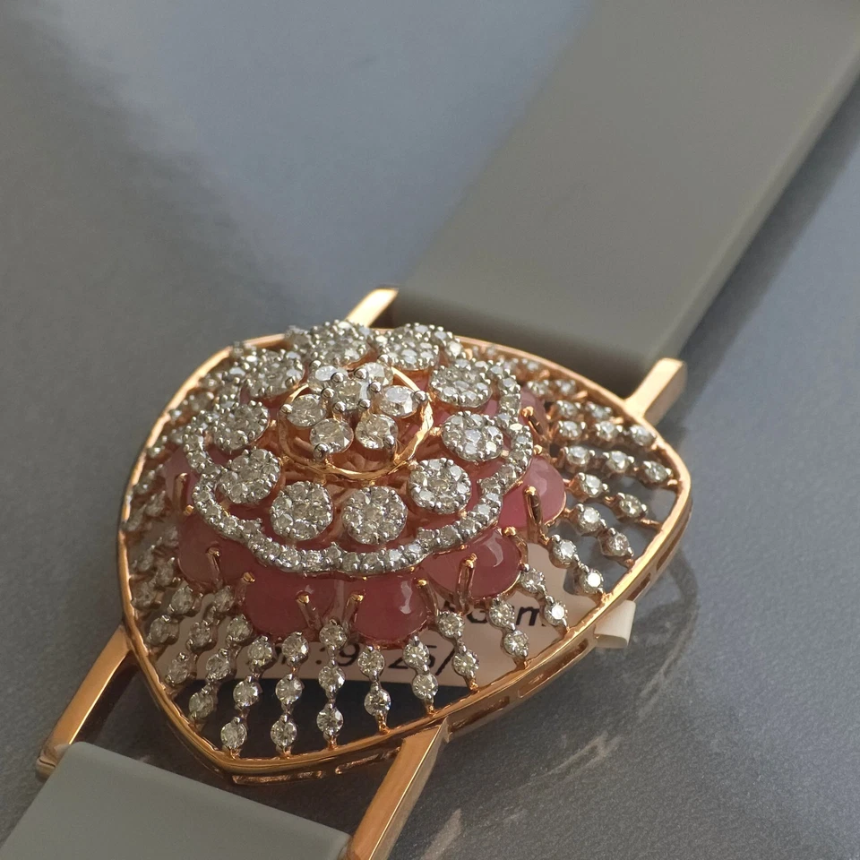 Fabulosa Pulsera Plata 935 Moissanites Blanco Brillante Forma Cúpula Triángulo Foto 4 de 4