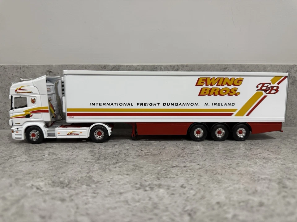 Corgi - Scania R w/Fridge Trailer - Ewing Bros - CC13723 - 1:50 Scale - Mint/New - Image 3 of 4