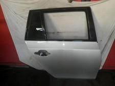 Porte arrière et accessoires BMW 525