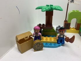 lego duplo jake and the neverland pirates Lot, Complete Sets 10513, 10539