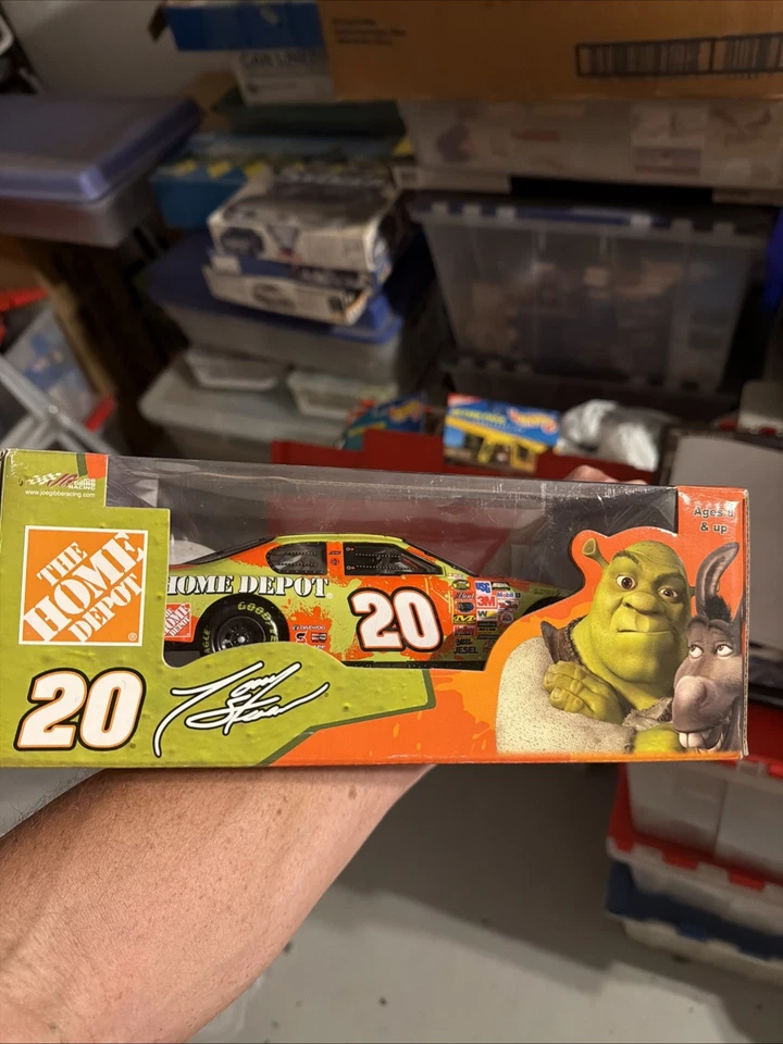 Acción Tony Stewart #20 Depot Shrek 2 Monte Carlo Diecast 1:24 NASCAR 2004 D6 Foto 3 de 4