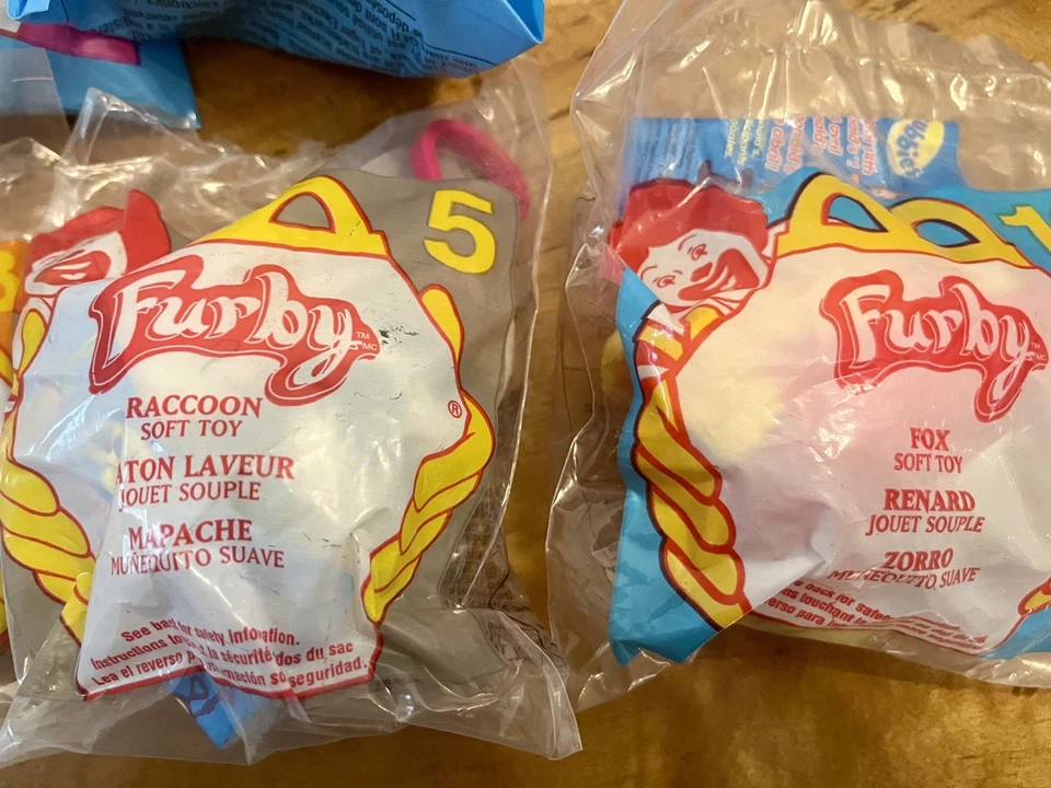 Vintage McDonald’s 2000 & 1998 Furby Happy Meal Lot Of 7. New, sealed!  - Image 3 of 4