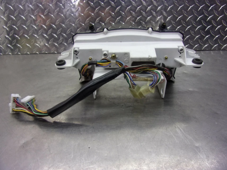 657 A YAMAHA XVZ 1300 ROYAL STAR VENTURE 2000 UN VELOCÍMETRO CALIBRE OEM Foto 3 de 4