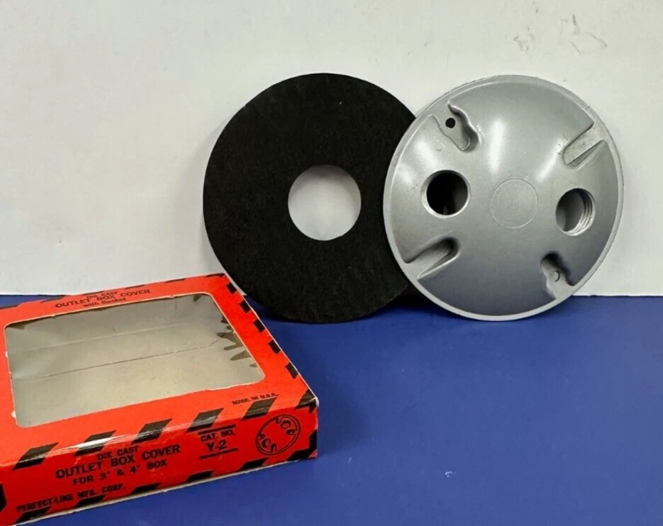 Outdoor DIE CAST OUTLET BOX COVER with Gasket for 3" & 4" Box 2-Hole USA NEW Y-2 - Image 2 of 4