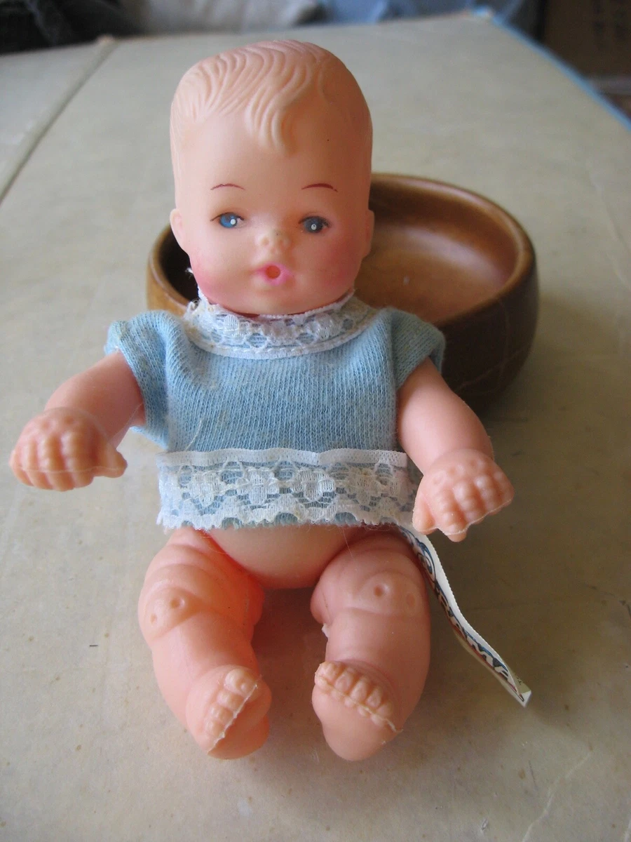 4 Baby Dolls 1 Low Price Main Baby Drinks and Wets Baby Shower PRICE CUT