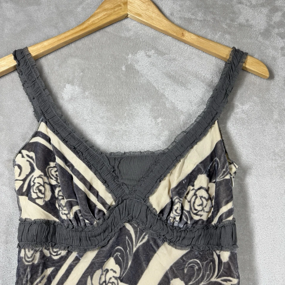 White House Black Market Top WHBM Velvet Silk Floral Babydol Y2K XS Gray Ivory - Image 2 of 4