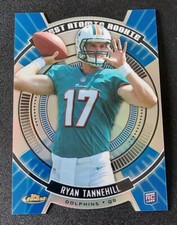 2012 Topps Finest Ryan Tannehill Atomic Rookie Die-Cut Rookie Card #FAR-RT. SP