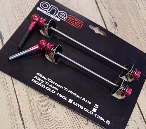 One23 Hollow Titaiumn Carbon Lever QR Skewer Set 135mm (MTB) - 第 1/5 張圖片