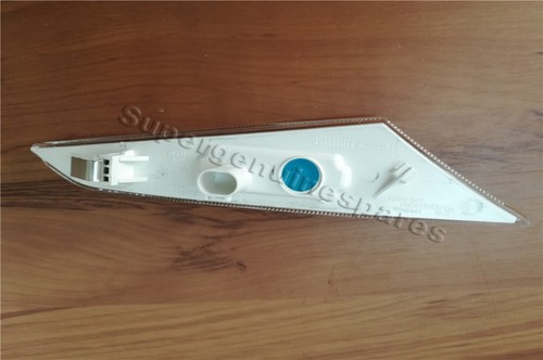 For Genuine McLaren MP4-12C Front Left Side Marker Lamp White 11A4988CP New - Picture 3 of 4