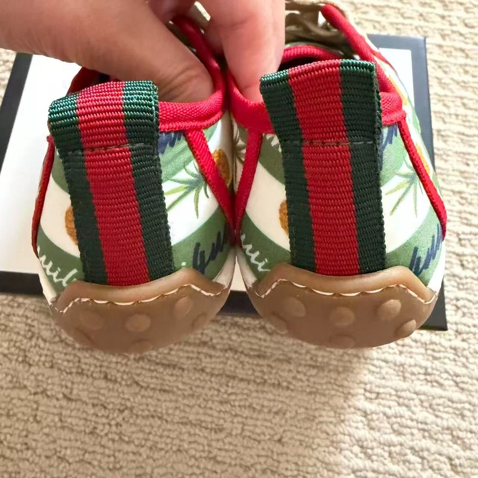 Gucci Kids Pineapple Print Sneakers Size 28 Green Red Canvas Shoes with Box - Image 4 of 4